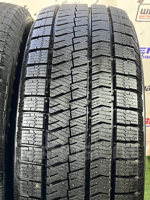 Bridgestone Blizzak VRX2. ������, ��� �����, 2017 ���, �/�, ����� 5 % ����