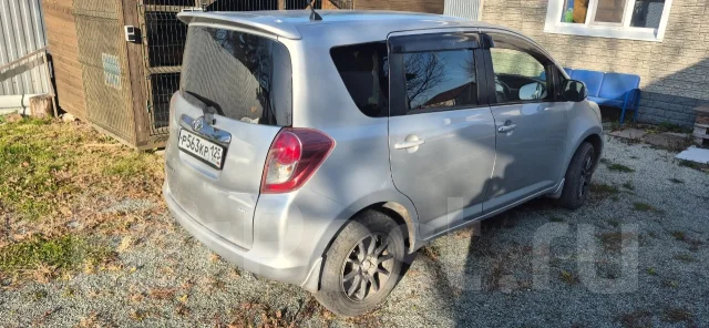 Toyota Ractis. �������, 4wd, 1.5, ������, 300 000����. �� ����