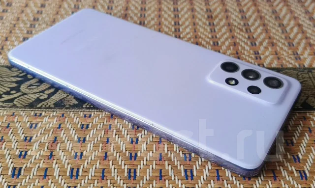 Samsung Galaxy A52. �/�, 256 ��, 3G, 4G LTE, Dual-SIM ����