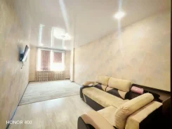 2-���������, ����� �������� 2�. 19 �����, ���������, 48,8���.��., 8/12 ���� ����