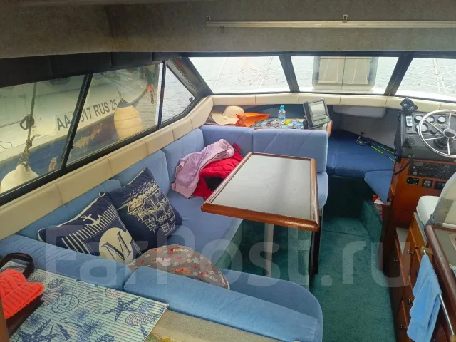Bayliner. 1991 ���, ����� 7��., ��������� ������������, 220��.�., ������ ����