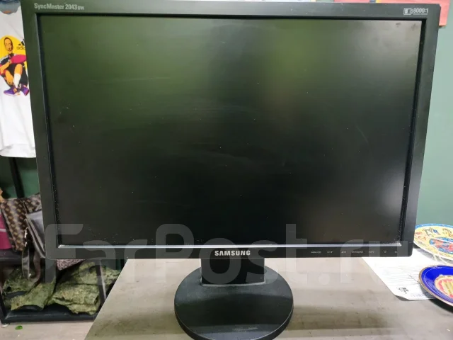 Samsung. 20", ���������� �� (LCD, LED, QLED) ����