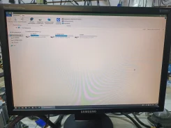 Samsung. 20", ���������� �� (LCD, LED, QLED) ����