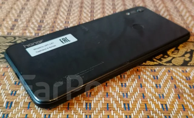 Honor 8A. �/�, 32 ��, ������, 3G, 4G LTE, Dual-SIM ����