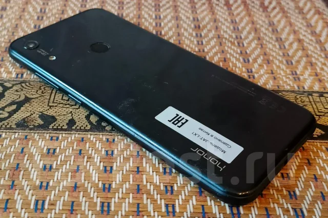 Honor 8A. �/�, 32 ��, ������, 3G, 4G LTE, Dual-SIM ����