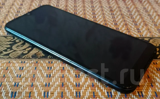 Honor 8A. �/�, 32 ��, ������, 3G, 4G LTE, Dual-SIM ����