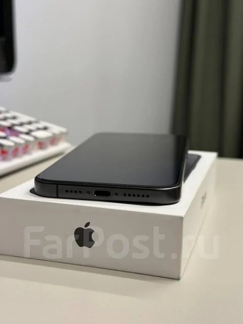 Apple iPhone 15 Pro Max. �/�, 256 ��, ������, 4G LTE, eSIM, ������� �������, ������������ ������� ����