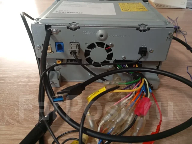 Kenwood MDV ����