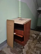 ����� ����