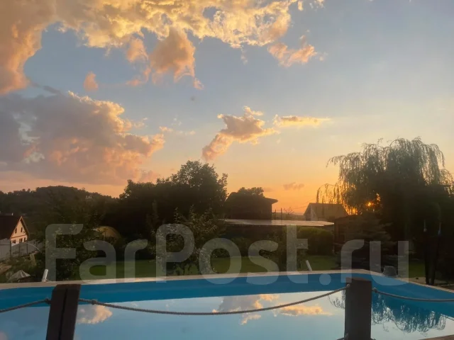 ��� ���� � ��������� � �����. �-� 9 ���������, ��� 324��&sup2;, ������� 12����., ���, ����: ��������, ������������� 30 ��� ����