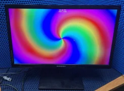 Samsung. 21.5", ���������� �� (LCD, LED, QLED) ����