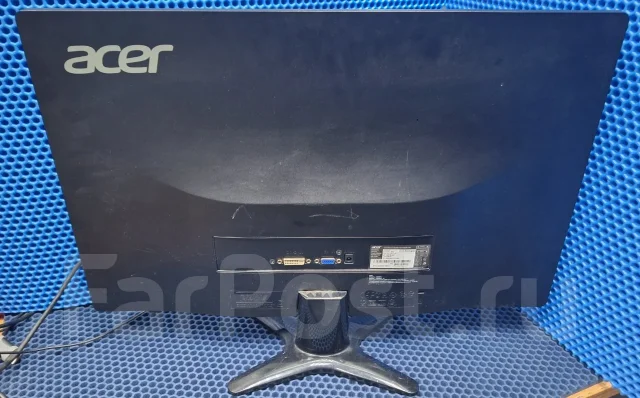 Acer. 23" ����
