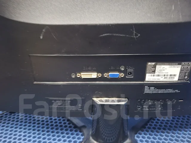 Acer. 23" ����