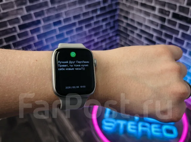 Apple Watch Series 8. GPS, IP67 ����