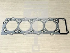 ��������� ��� Mitsubishi ME200751 4M40 EHG0902 ����