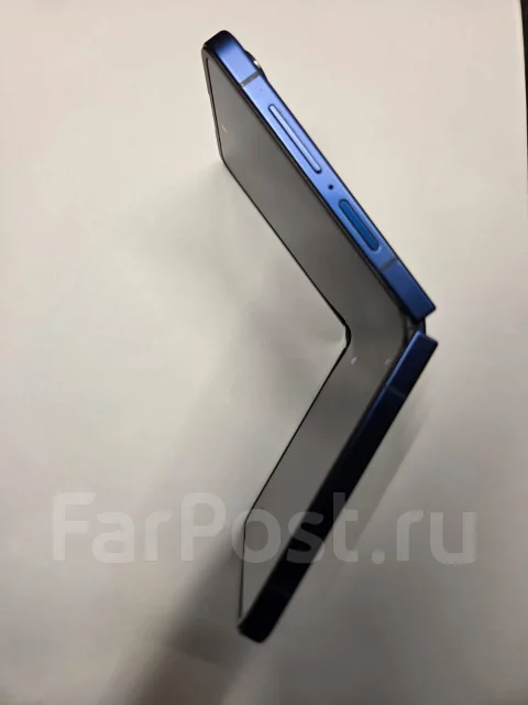 Samsung Galaxy Z Flip7. �/�, 512 ��, �����, 5G ����