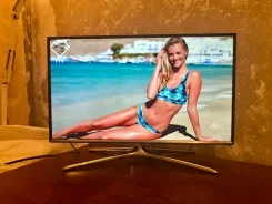 Samsung LT32E310EX. LED ����