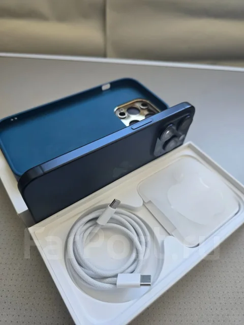 Apple iPhone 15 Pro. �/�, 256 ��, �����, 4G LTE ����