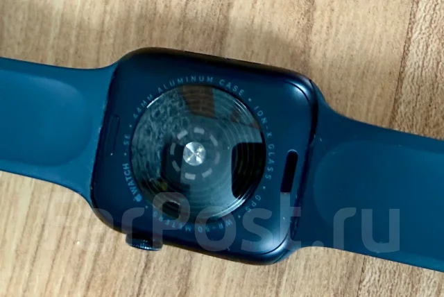 Apple Watch SE 2. GPS, NFC, IP68 ����