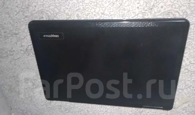 eMachines E630. 15.6", 2����, ��� 2048 ��, ���� 250���, WiFi: 1, ����������� �� 1��. ����