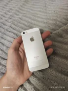 Apple iPhone SE. �/�, 32 ��, �����, 3G, 4G LTE ����