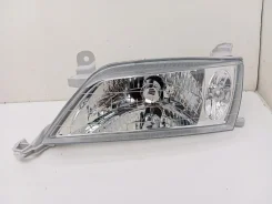 ���� Toyota Carina 1998-2001 AT210, ����� 811702B710 ����