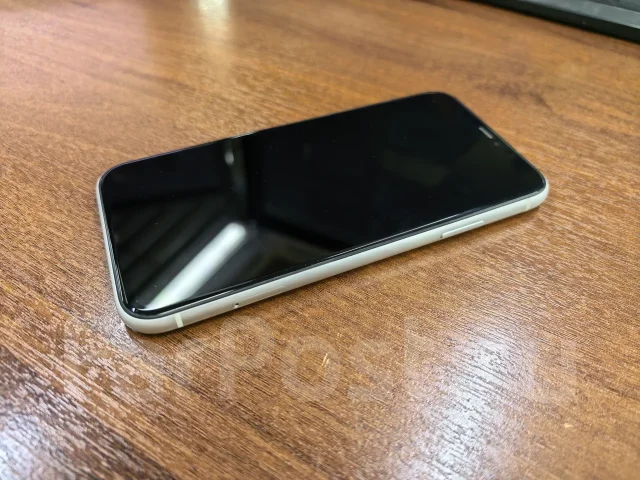 Apple iPhone 11. �/�, 128 ��, �����, 3G, 4G LTE, NFC, eSIM, ������������ ������� ����