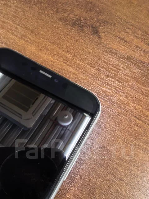 Apple iPhone 11. �/�, 128 ��, �����, 3G, 4G LTE, NFC, eSIM, ������������ ������� ����
