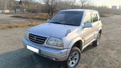 Suzuki Escudo. ��������, 4wd, 2.0 (140��.�.), ������, 194 600����. �� ����