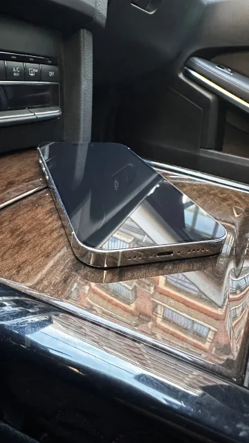 Apple iPhone 14 Pro. �/�, 256 ��, �����, 3G, 4G LTE, 5G, Dual-SIM, ����������, NFC, eSIM, ������� �������, ������������ ������� ����