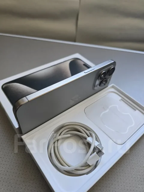 Apple iPhone 15 Pro Max. �/�, 256 ��, �����������, 4G LTE ����