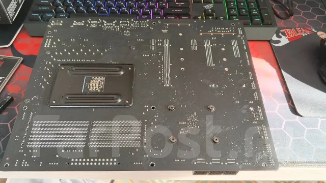 AMD X470 ����